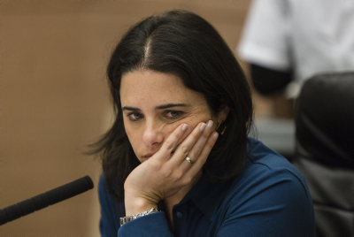 הפוסט של איילת שקד ממשיך לעורר סערה