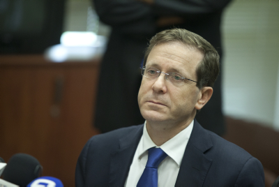 הרצוג: "גם ליברמן שותף אפשרי בקואליציה שלי"
