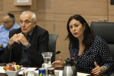 רגב על האסירים שובתי הרעב: שימותו