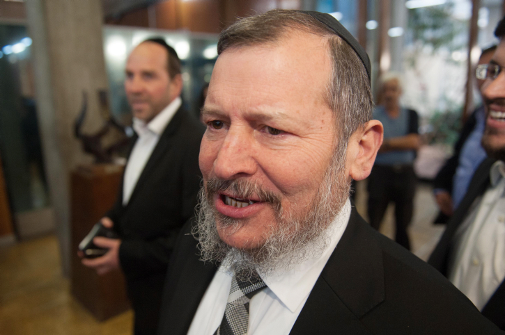 שטרן שיגר מכתב תמיכה ללופוליאנסקי