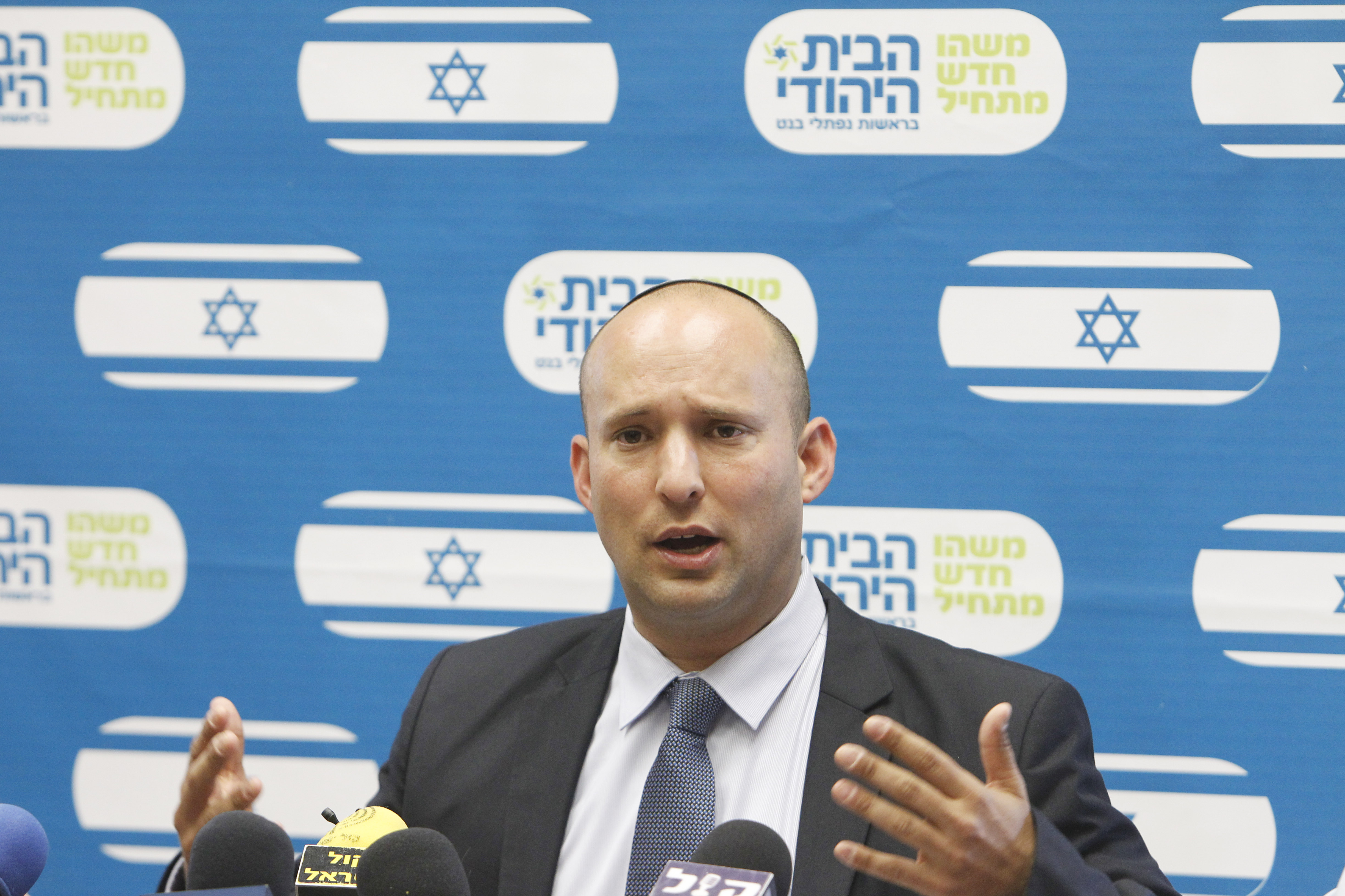ארה"ב נגד בנט: "סילף את דבריו של קרי"