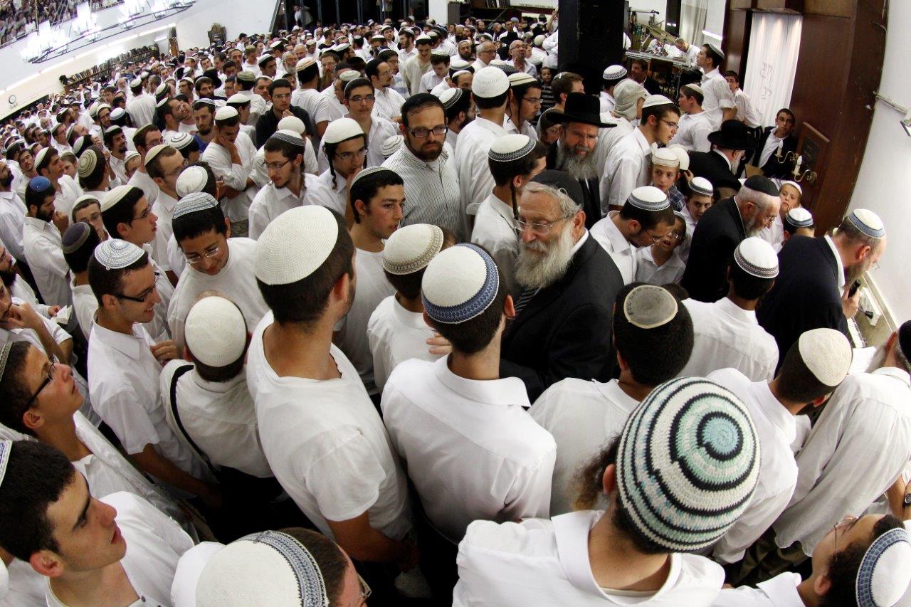 הרב שפירא הזמין את הרב שטרן ל'מרכז'