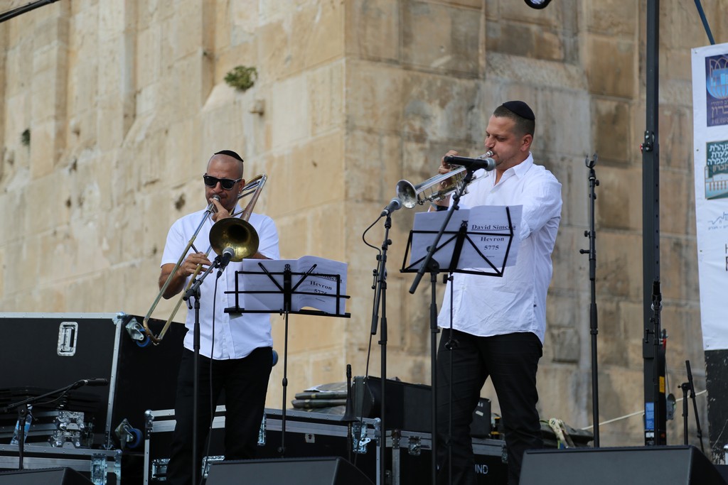 HEB_9051