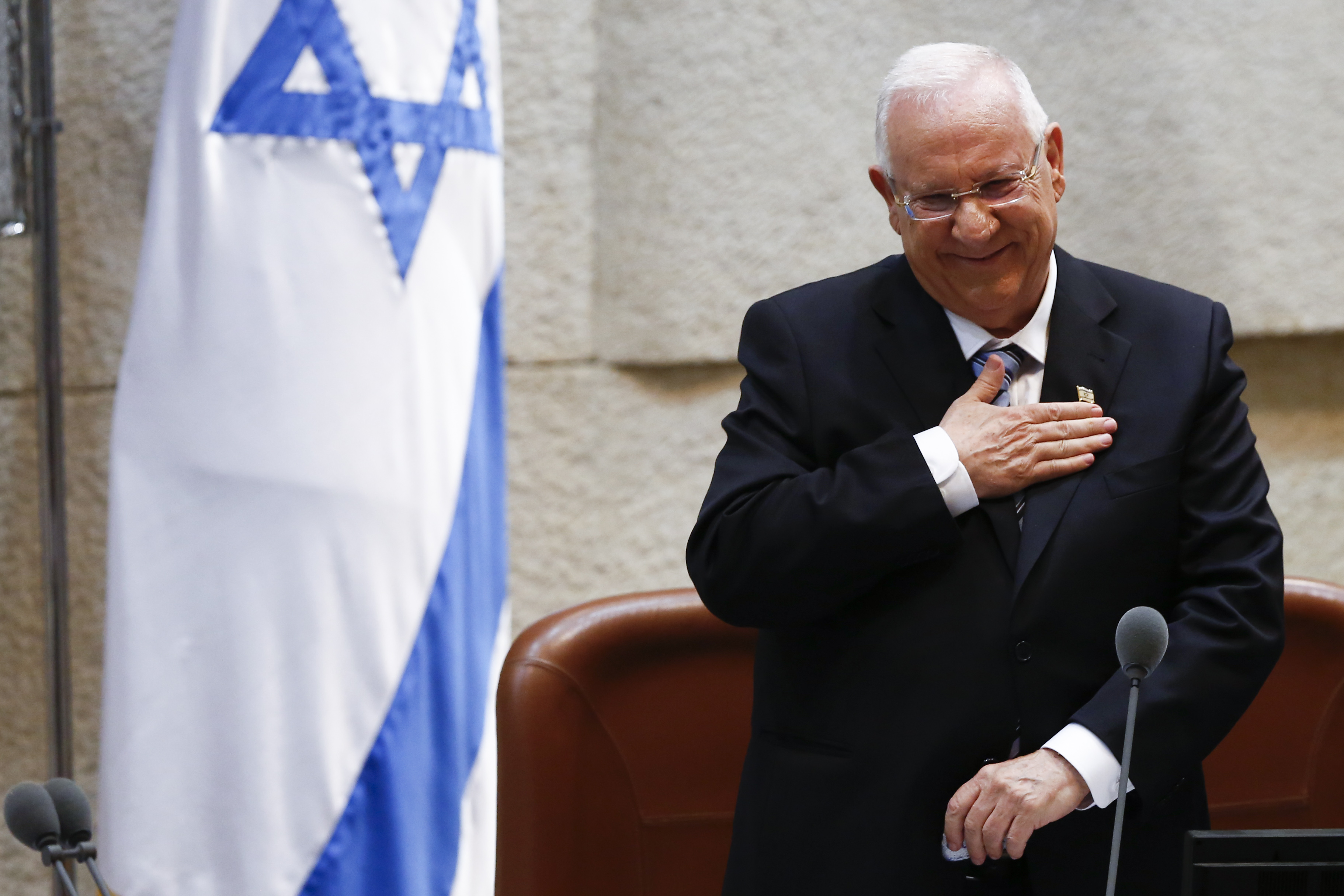 ריבלין הקריא בכנסת טוקבקים שנכתבו נגדו