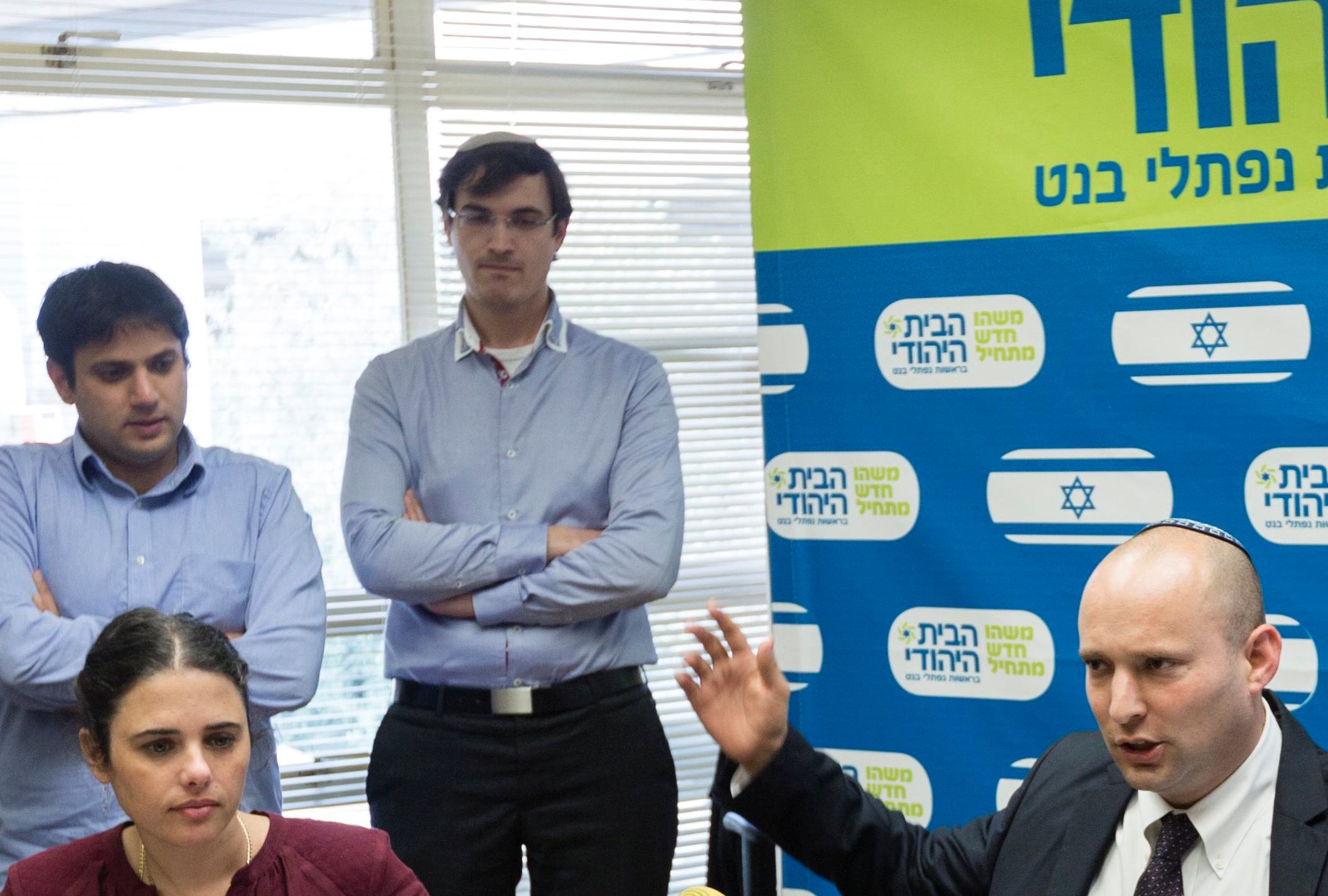 אורי אריאל איים לפטר את דובר הבית היהודי