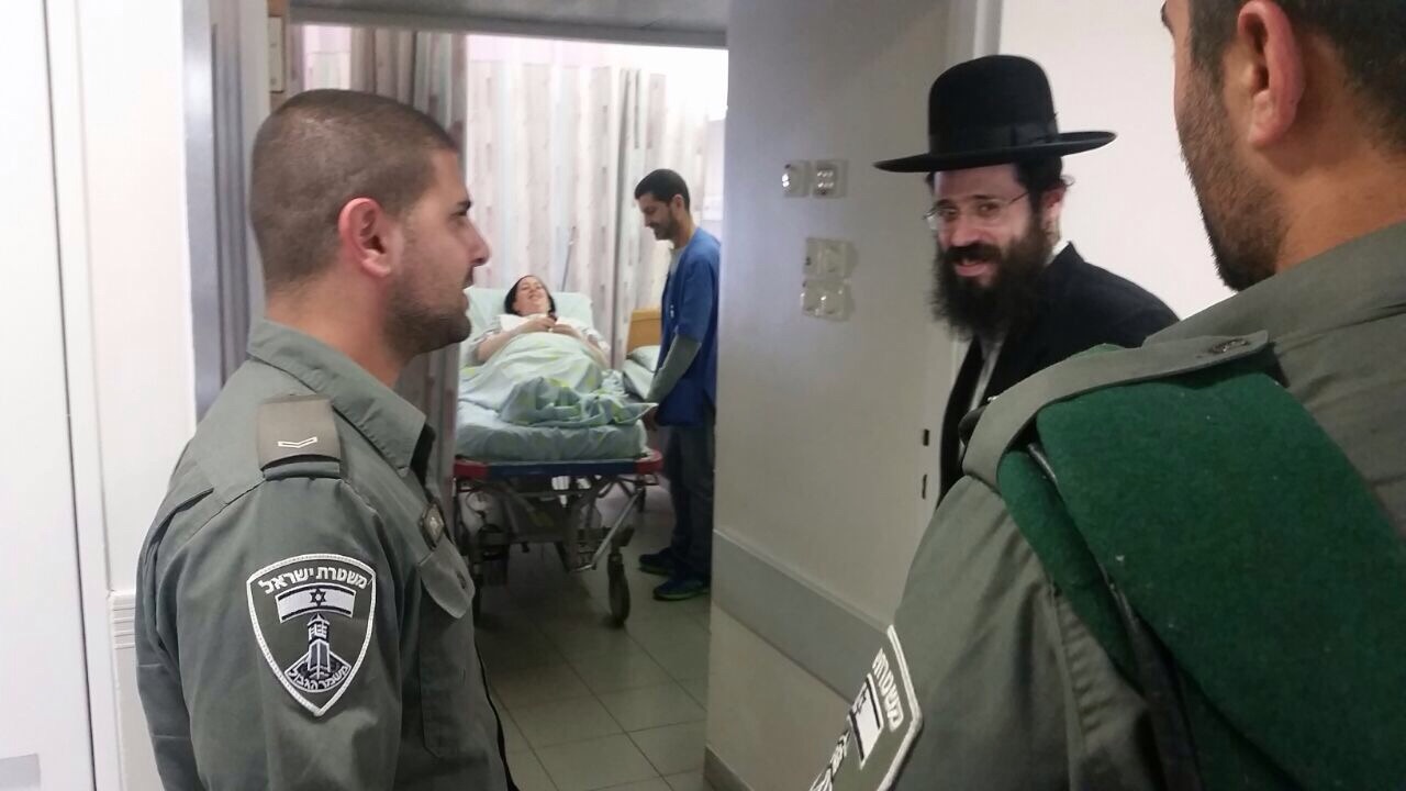 המגב"ניקים ליוו את היולדת לחדר הלידה