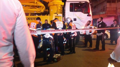בני ברק: רוכב אופניים נדרס למוות ע"י משאית