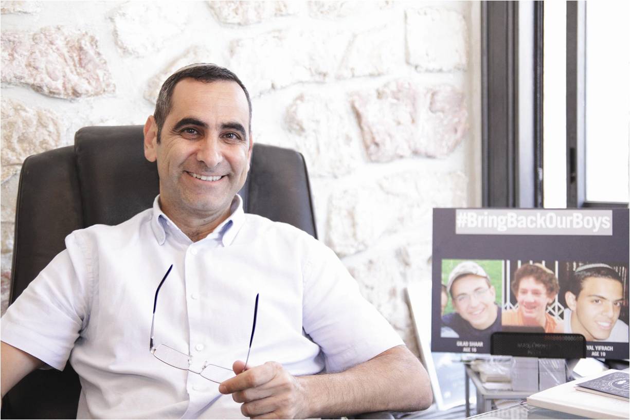 אזולאי על הפיגוע: מלחמה בין החירות לטרור