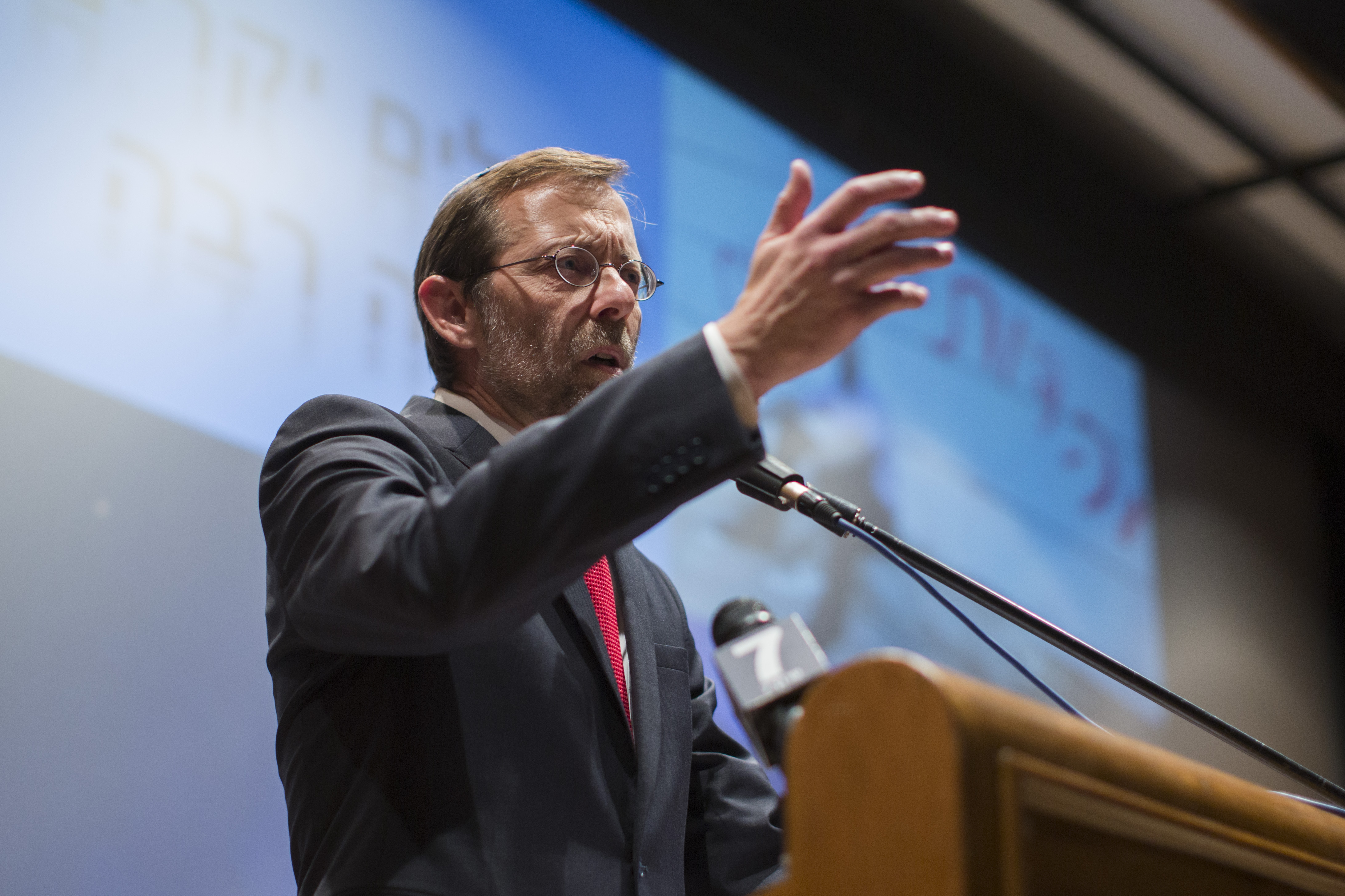 פייגלין על בנט: "שבוי בתוך התודעה הישראלית"