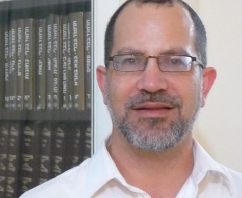 הציבור שבשמו מדבר הרב אפרתי הוא קטן ומצומצם