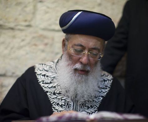 "הרב שטרן חבר מועצת הרבנות, לא הרב עמר"