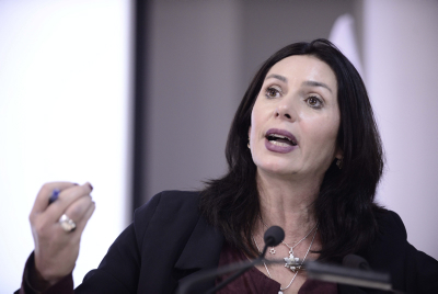 רגב: "המפלגות הקטנות יורקות לציבור בפנים"