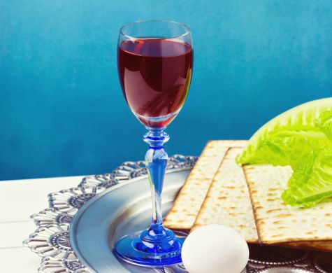 ליל הסדר: למה לא מברכים על קריאת ההגדה?