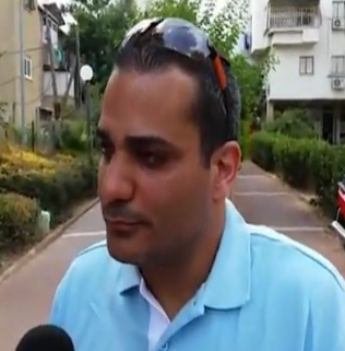 "דמו של אבא זועק נילחם עד שהצדק יצא לאור"