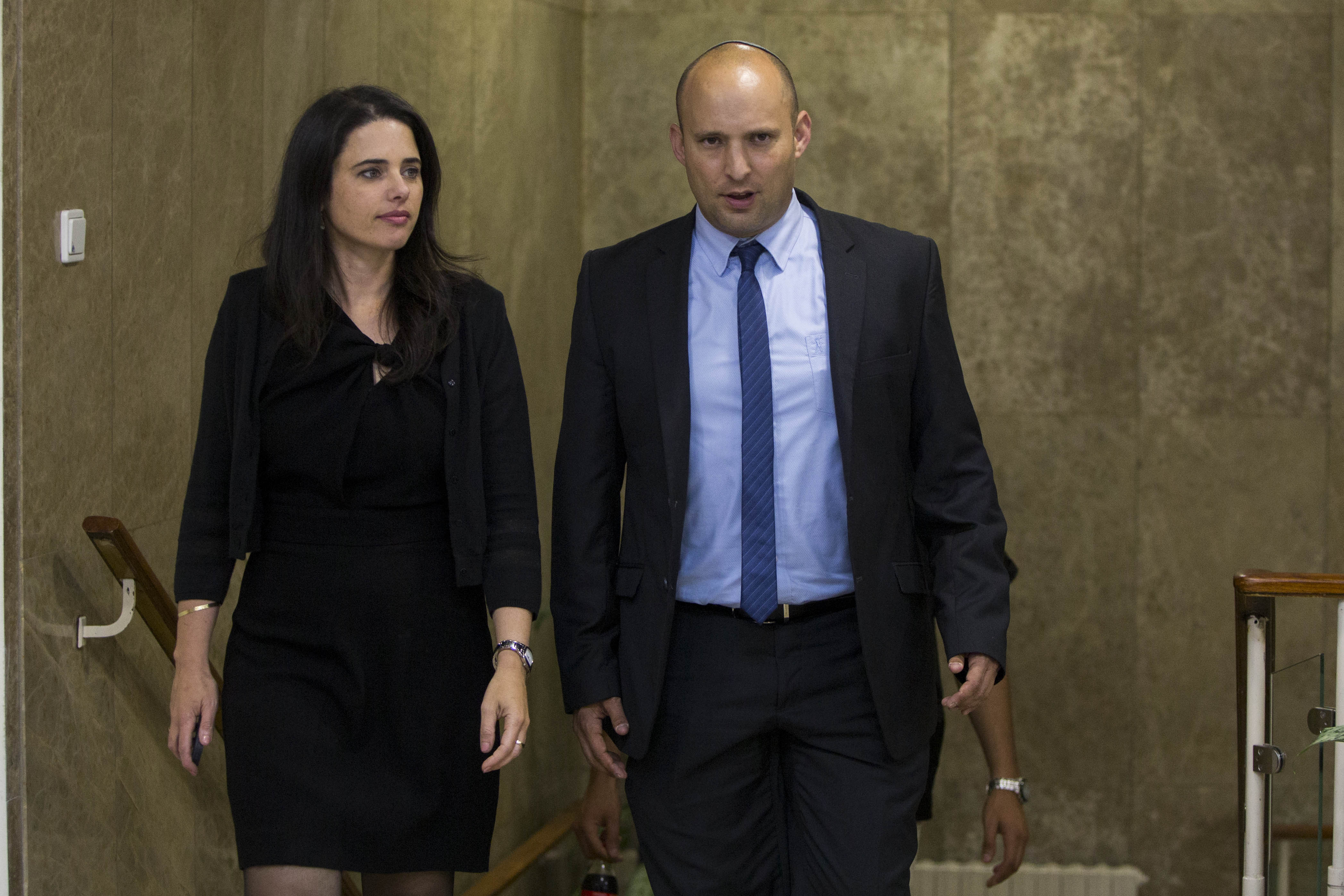 נתניהו הרשה לבנט ושקד להתנגד; חוק הגיור בוטל