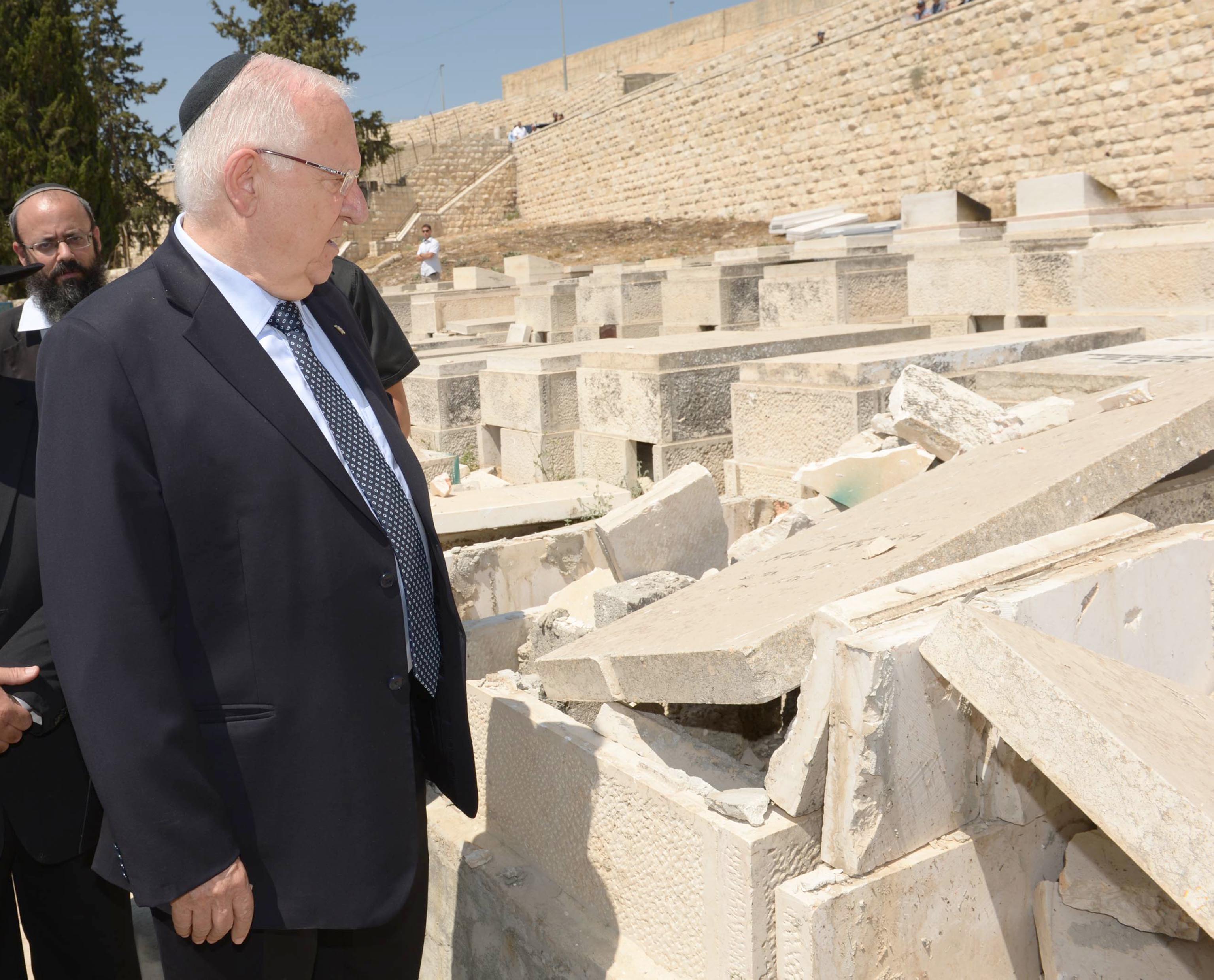 "לא יתכן שלא נוכל לעצור ונדליזם נורא שכזה"