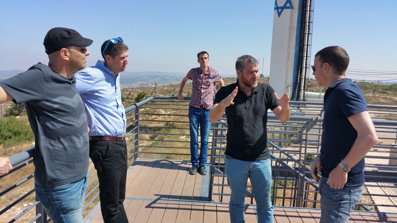 אלדד יניב שבר את החרם על ההתנחלויות