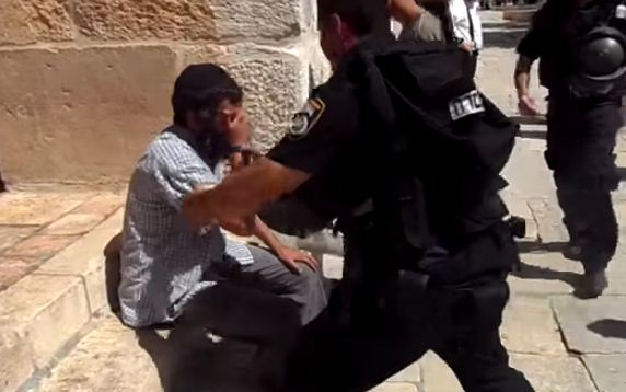 ט' באב בהר הבית: אמר 'שמע ישראל' ונעצר; צפו