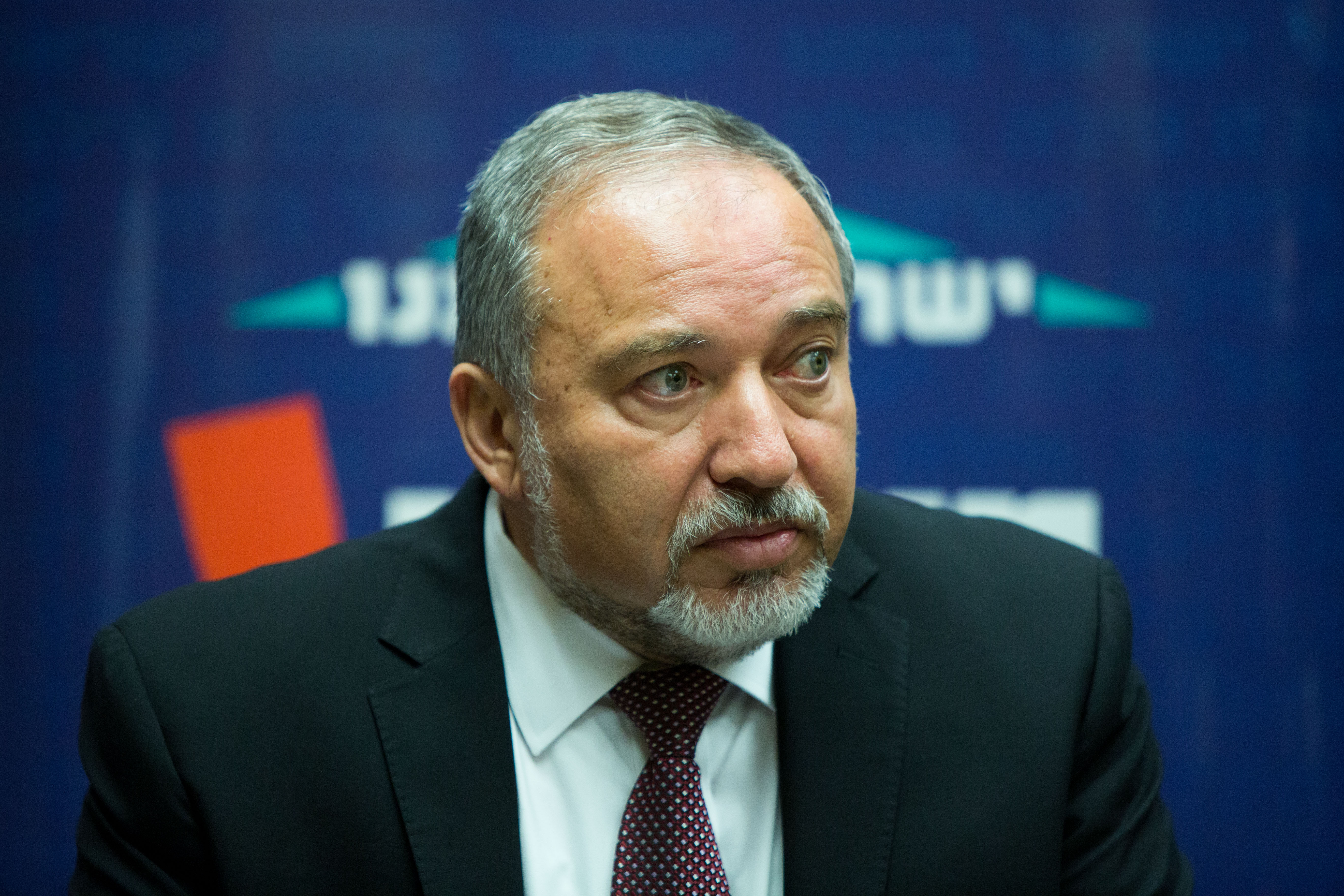 ליברמן על הירי מעזה: "שחמאס ישתדלו יותר"