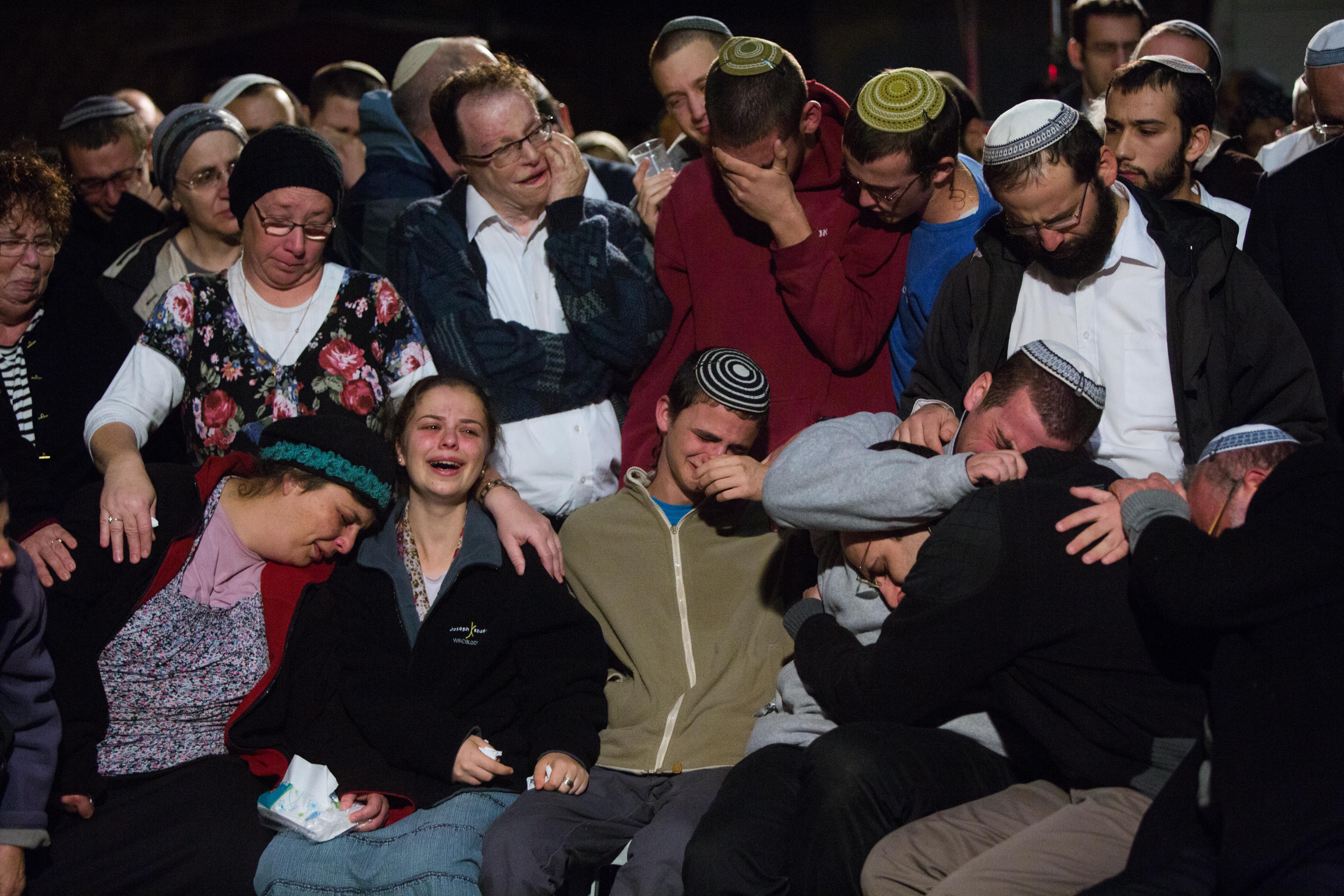 "המחבל ניסה לירות בשאר המשפחה אך בנס נגמרו לו הקליעים"