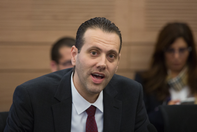זוהר: "לא עברתי עבירה, זה היה ברמזור אדום"