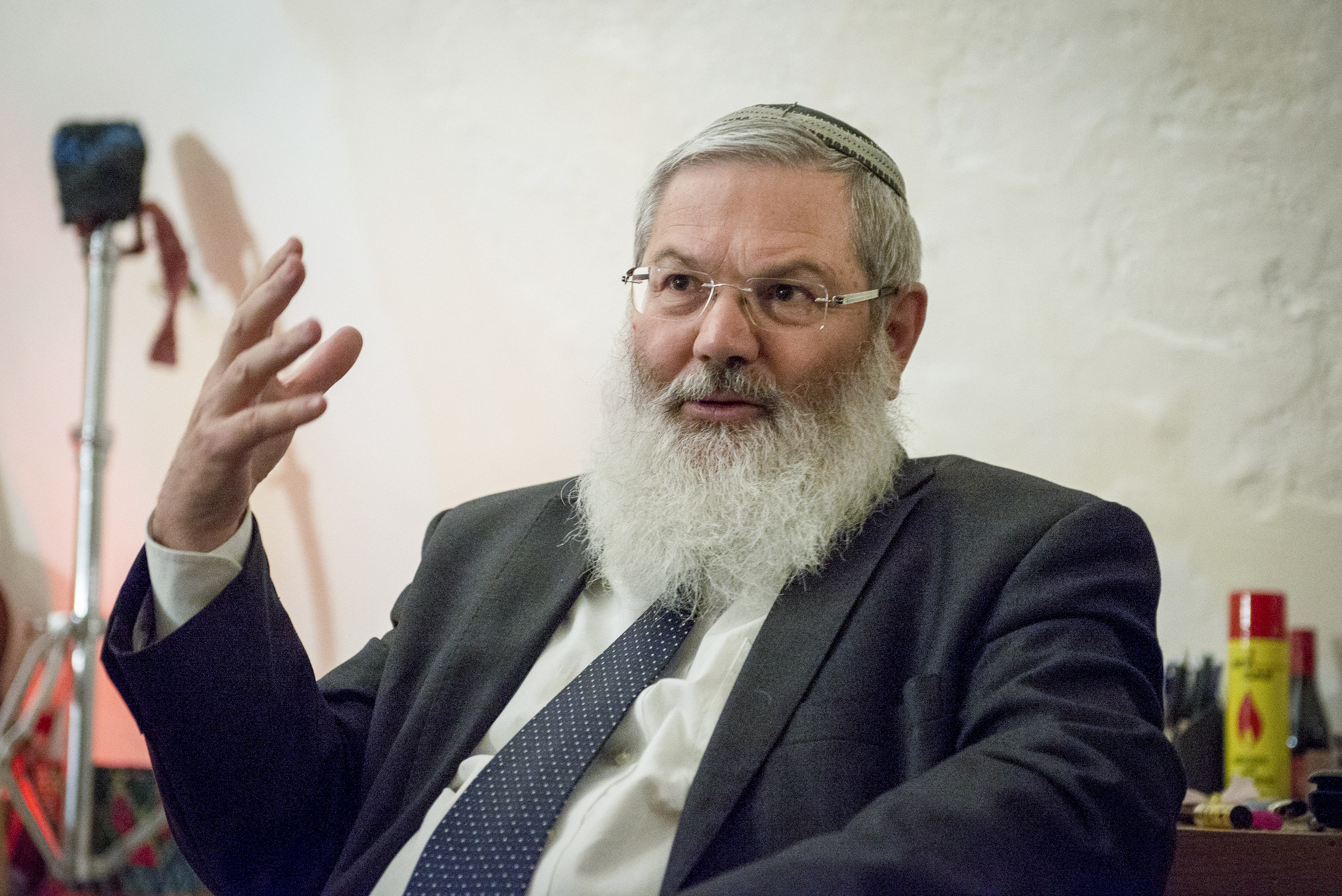 בן דהן מכחיש: "מכתב ההתפטרות שלי מזויף"