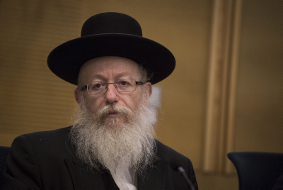 ליצמן סירב ללחוץ יד, התקשורת בצרפת סוערת