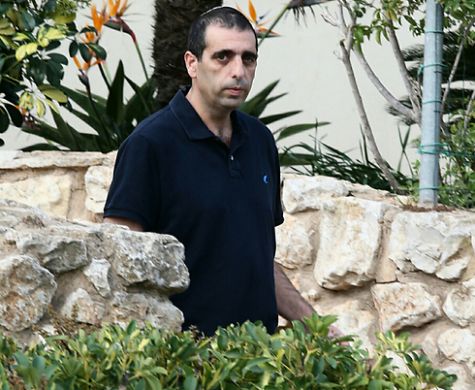 עימות בין בוכריס לחיילת: איך זה אמור להתנהל?
