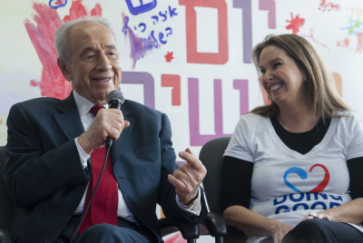"יום המעשים הטובים – קשקוש יחצ"ני ותפל"