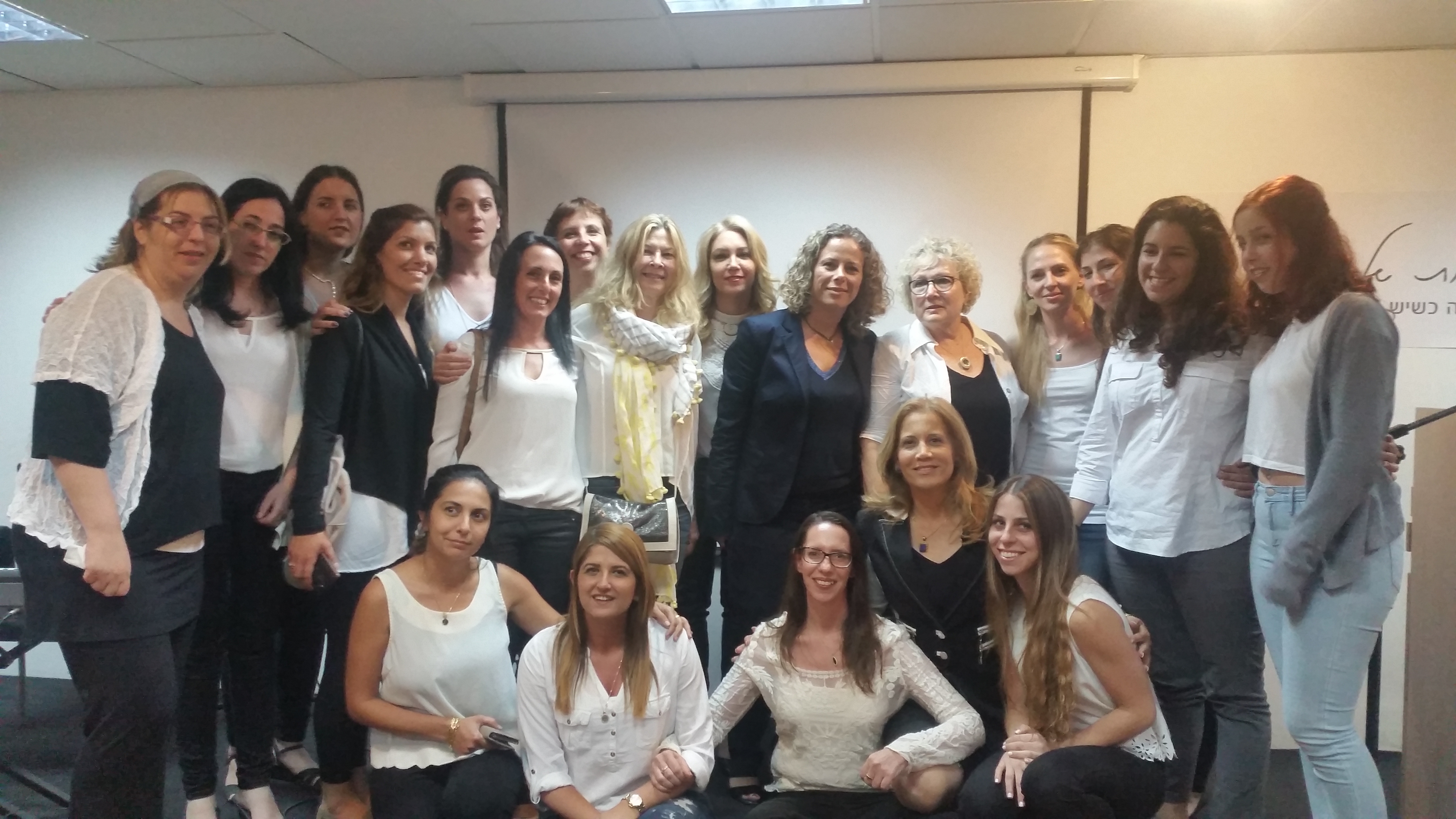 "אלמנות ללא טבעת": מאבקן של חברות החללים
