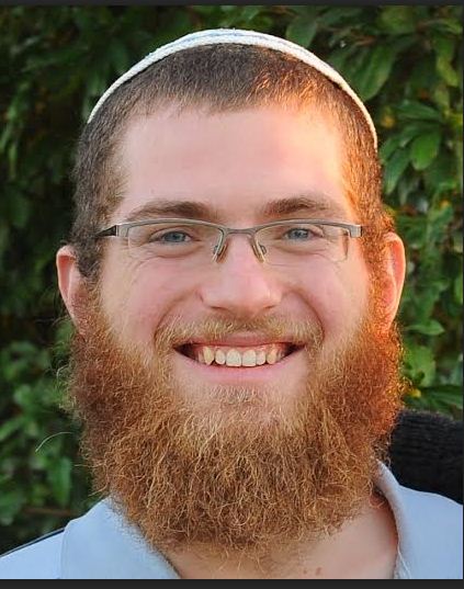 מחשבות על ילדותיות / תגובה לרב ישראל רוזן