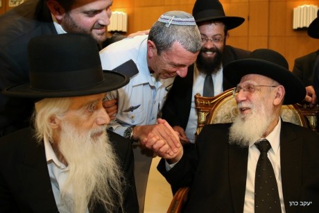 גלריית ענק: כל המי ומי בחתונת הרב יצחק יוסף