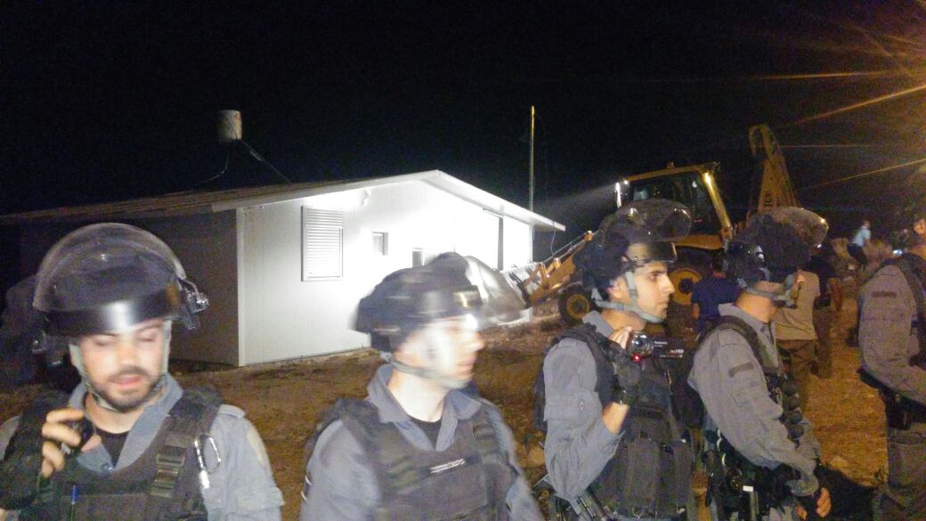 באישור ליברמן: הלילה הרס הצבא בית בחברון
