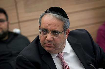 גואטה לנתניהו: "בושה, איך לא רעדו לך הידיים?"