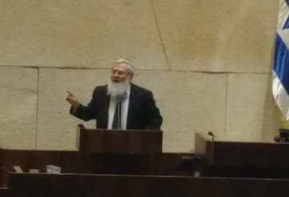 עימות בכנסת: 'אני מבין בלימוד תורה יותר ממך'