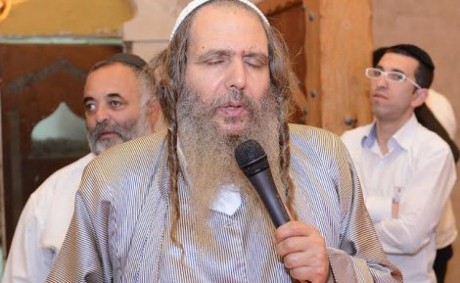 "צריך להיות מטומטם כדי להרהר נגד הרב ברלנד"