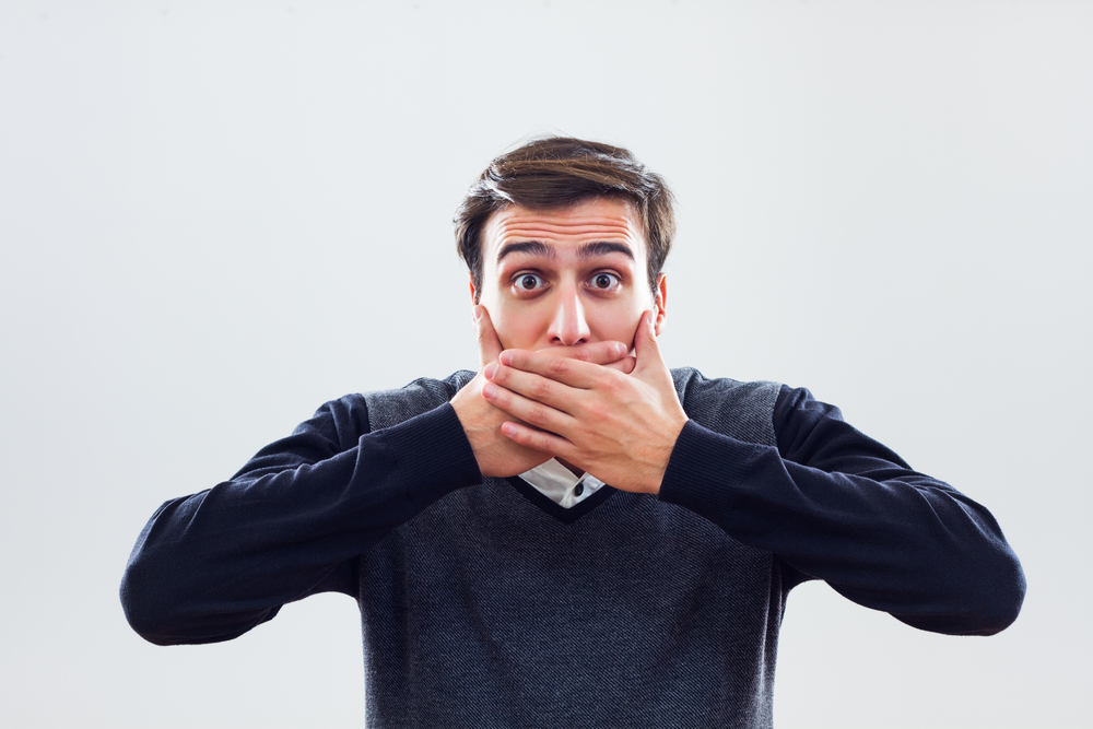 הרב אבינר: מהי שיחה אסורה בין איש לאשה?