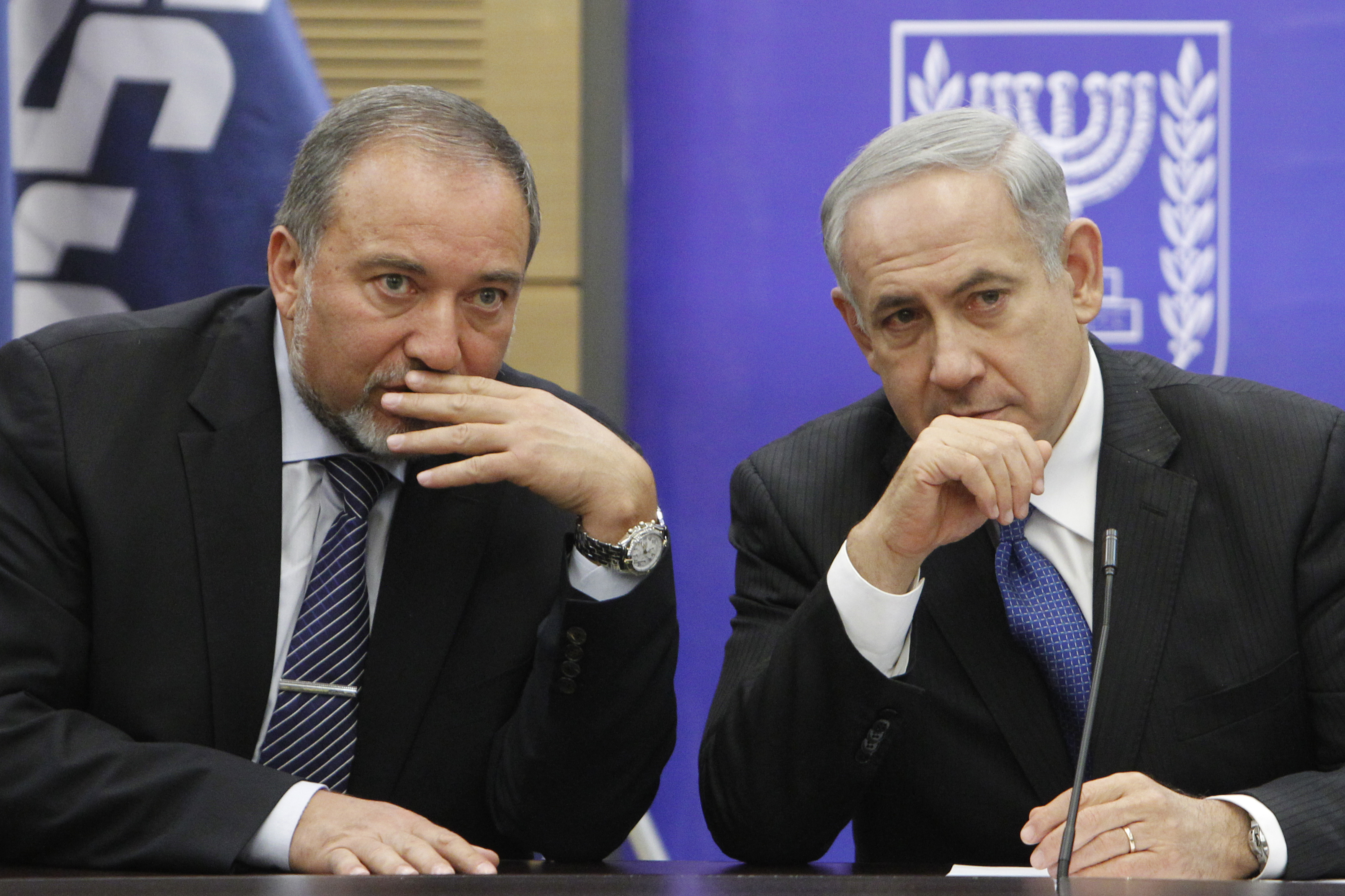 הקבינט אישר בחשאי בנייה לפלסטינים בשטחי יו"ש