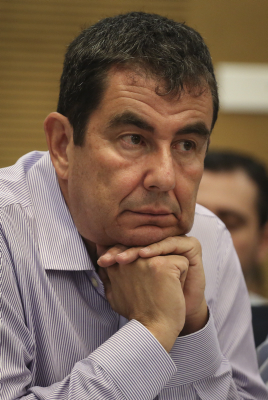 ארי שביט התפטר מ'הארץ': "אני מתבייש"
