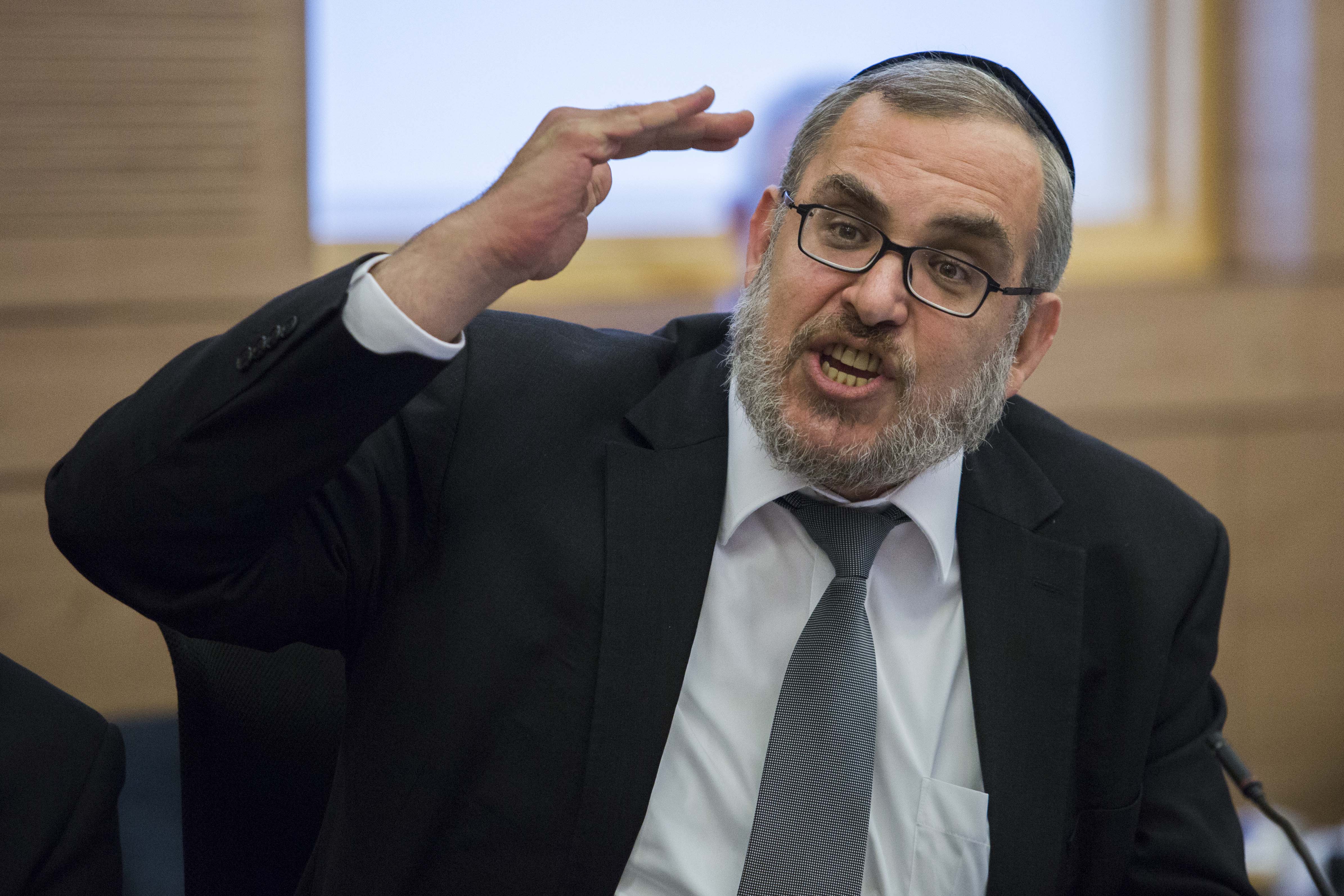 "זה כמו לבוא לעצרת של רבין עם תמונה של יגאל עמיר"