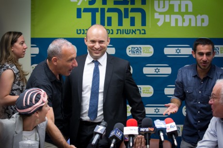 להתפקד לבית היהודי?עדיף לתת את הכסף לצדקה