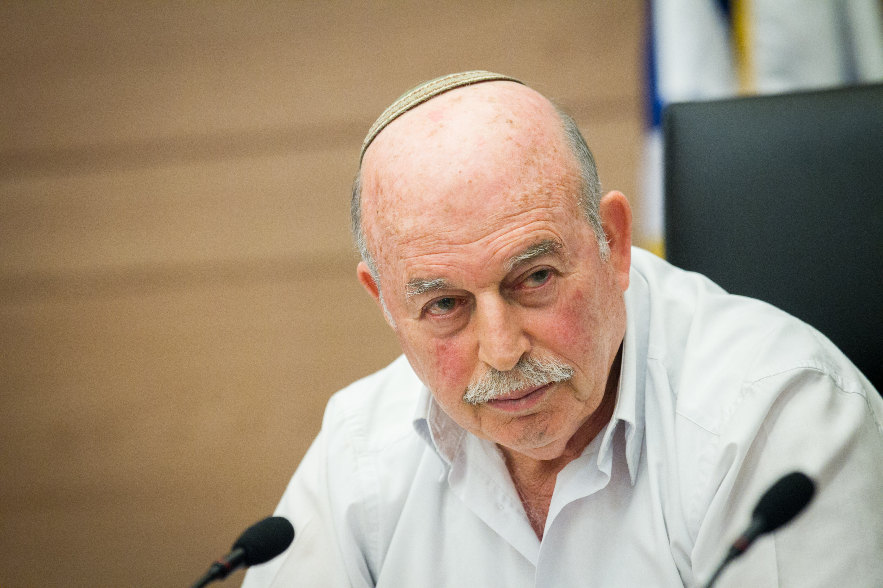 סלומינסקי בבקשה ראשונה מדונלד טראמפ