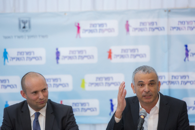 סערת חוק ההסדרה: מי ימצמץ ראשון?
