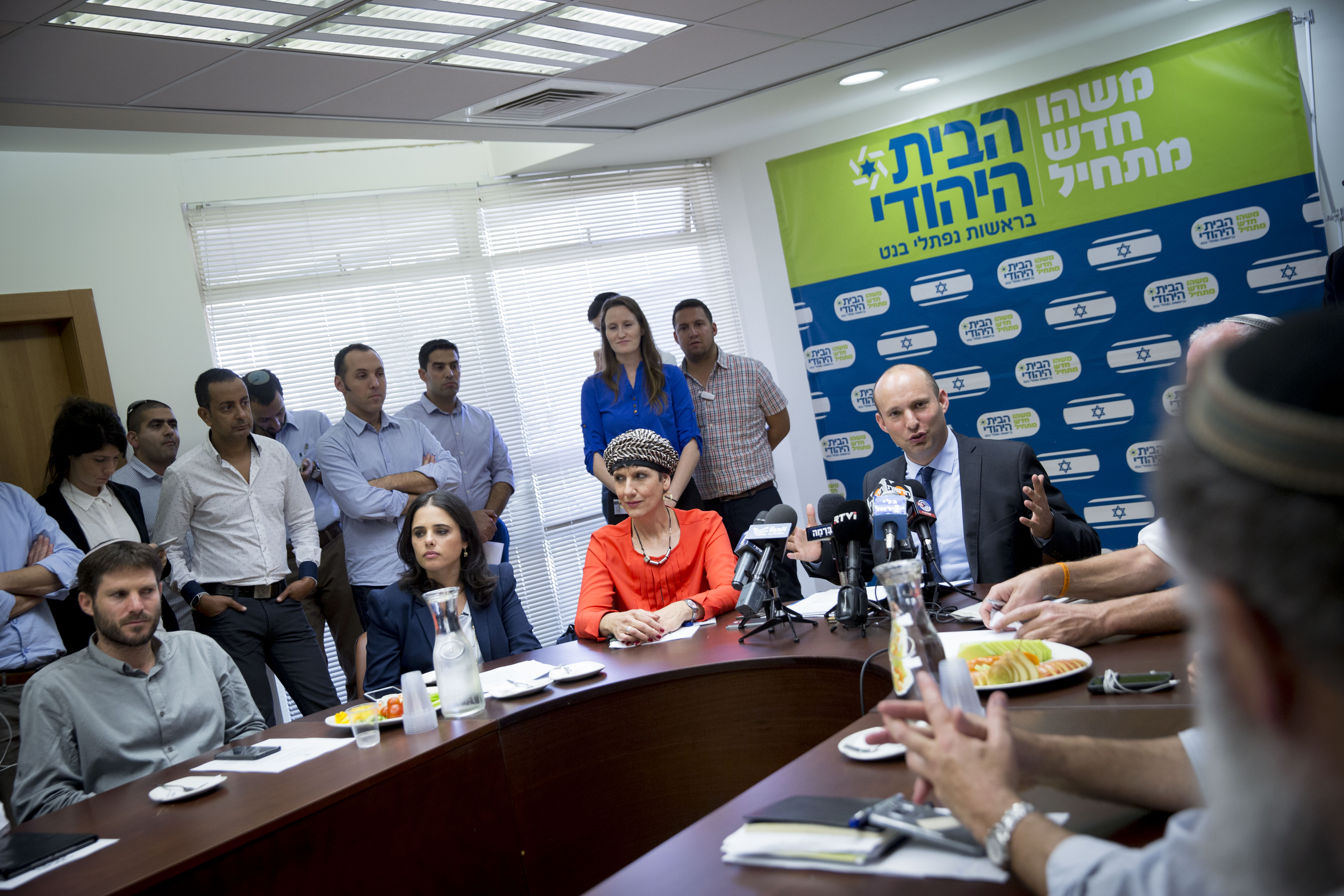 ח"כים בבית היהודי נדהמו: "זה עוד לא סגור"