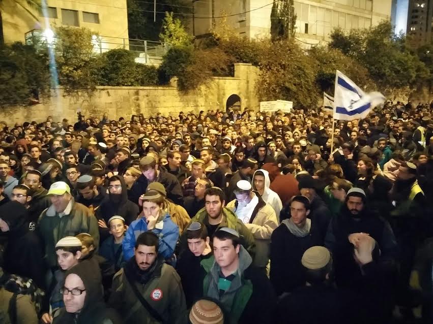 "לא יקום ולא יהיה משא ומתן על הזזת יהודים"