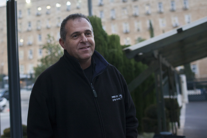 אבי נעים: "לא הוזכר שום מלון, מדובר ברכילות זולה"