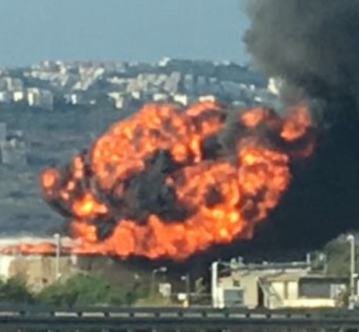 הושגה שליטה על שריפת הענק בבתי הזיקוק