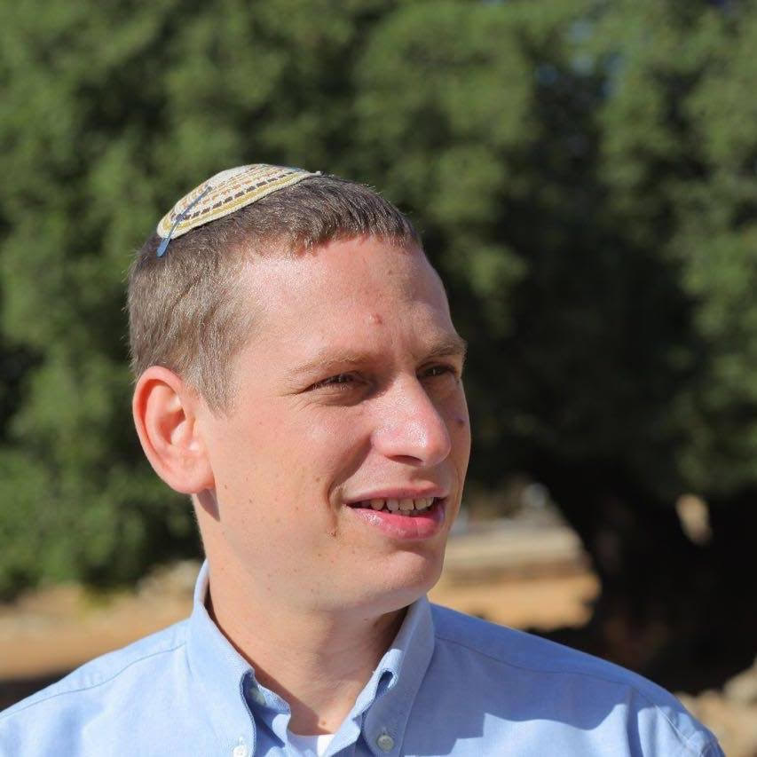 תמיכה חוצת מפלגות במשה סוויל
