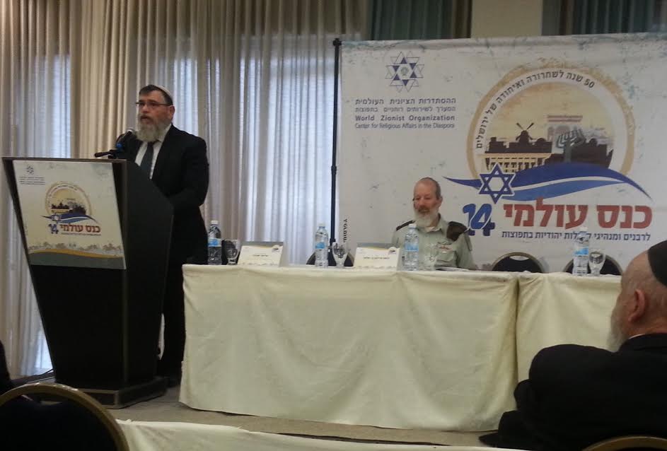 הרב שנוולד מודאג: לעשות הכל כדי לשנות את המגמה