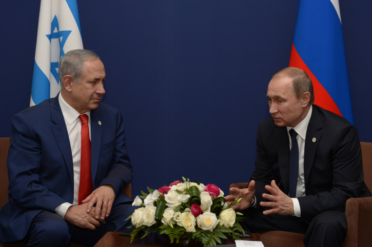 מתקפה חריפה: "אובמה גנב; פוטין שונא ישראל"